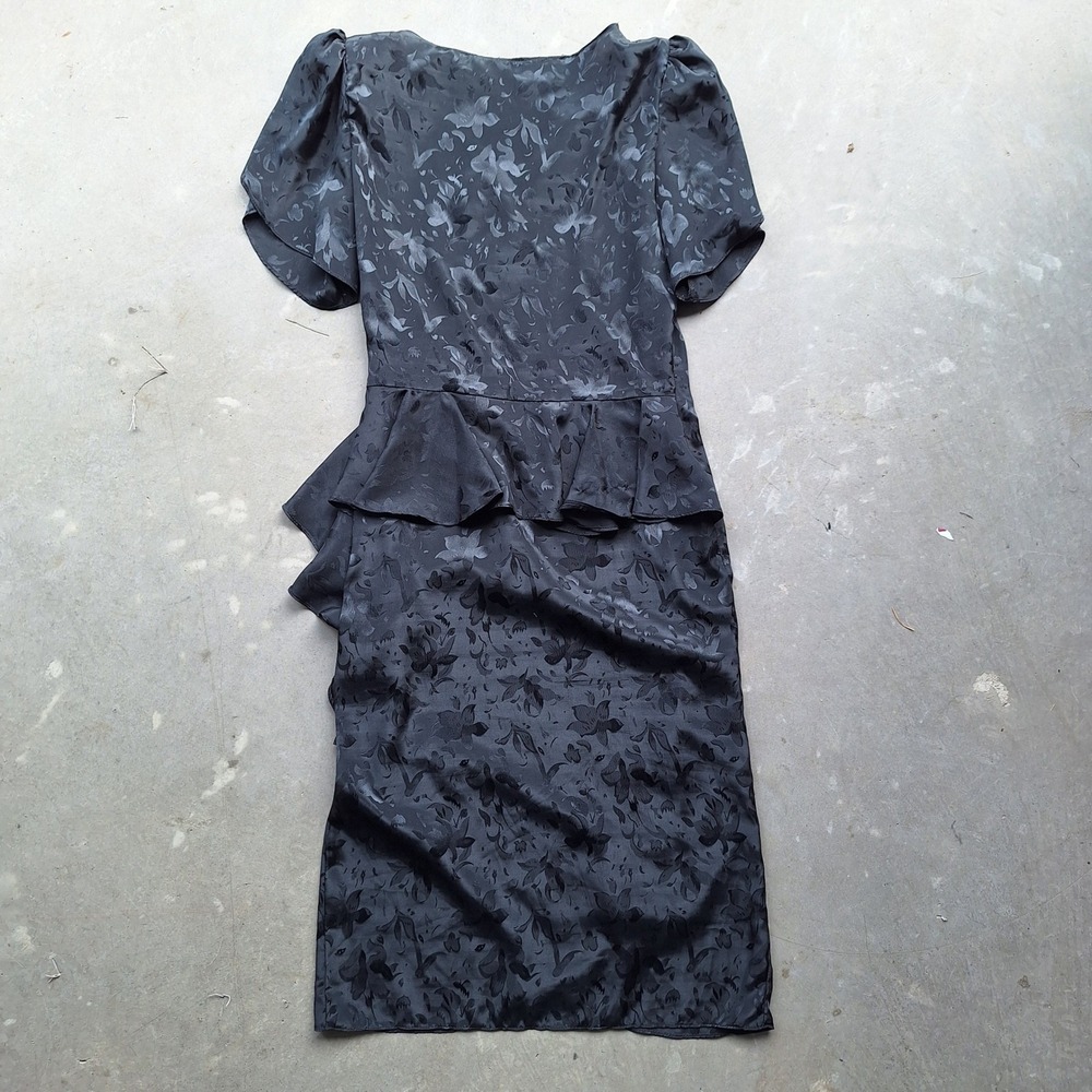 Vintage 80s Black Satin Damask Floral Whimsigoth Flounce Flutter Peplum Dress 10 - Picture 3 of 6